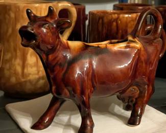 Bennington Rockingham cow creamer