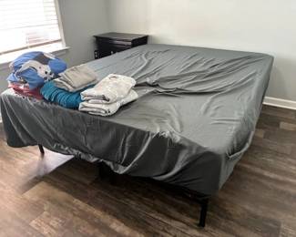 queen metal bed frame w /foam mattress