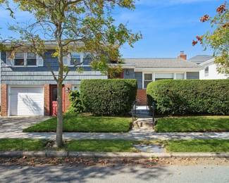 LONG BEACH ESTATE HOME