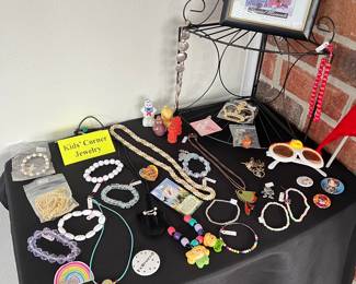 Kids’ Corner Jewelry Table!!