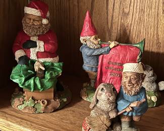 Cairn Christmas Figures