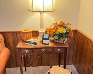 Antique Table With Lamp