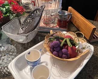 A selection of kitchen items