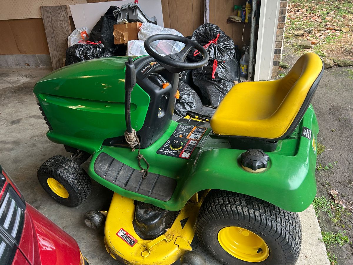 John Deere 46” cut