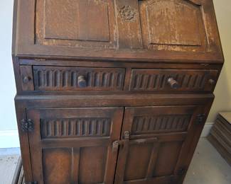 Beautiful piece made by Webber found in Croydon, South London.