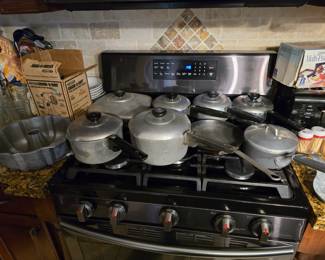 Magnalite pots - Sydney, GHC and made in China