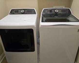 Very good condition GE Profile washer and Dryer