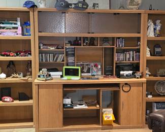 Credenza- Can Seperate into 3 Pieces