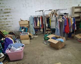 Clothing items $1 each