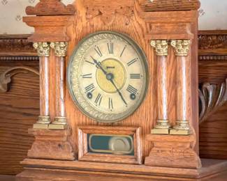 Antique Ingraham Mantle Clock
