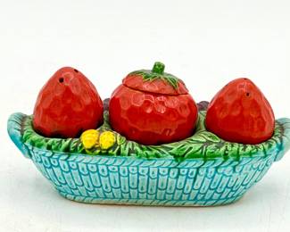 Made In Occupied Japan Shaker Set