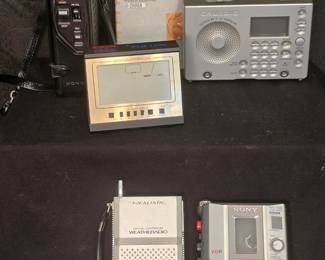Vintage electronics, transiter radios, tape recorders Sony, Realistic, Grundig