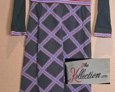 FEATURED FASHION:  The Kollection maxi-dress from the 1970s ... doesn't this look just like the fashionable Mrs. Brady?  