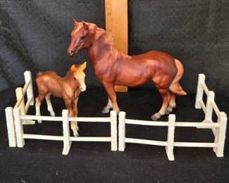 Breyer mustang and foal with fence