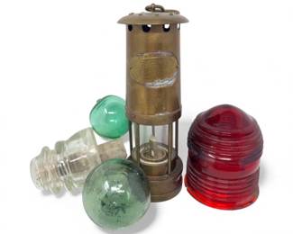 59 VintageIndustrialGlassMinersLampFloats