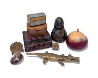 120 WorldTrinketBoxesCrocodileNutcrackerCarvedGourdMiniStands