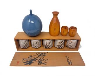 128 JapanesePotteryWoodwareUniqueBlueVaseTeaCupsSakeSet