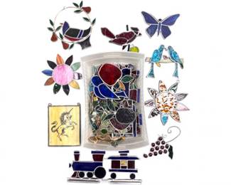 103 30StainedGlassSuncatchersHangingPiecesOwlsBirdsTrain