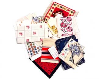 74 MixedCollectionofVintageEasternEuropeanTextiles