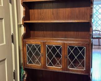 Auction Wall Unit