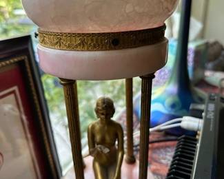 Auction Lamp Pink