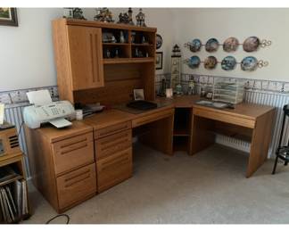 Versatile office desk and cabinets
