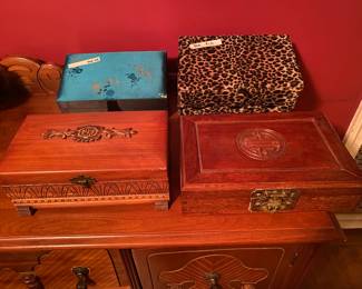 Unique jewelry boxes