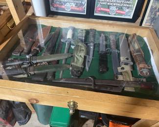 Military knives and bayonets 