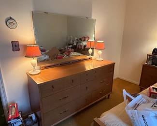 MCM Dresser