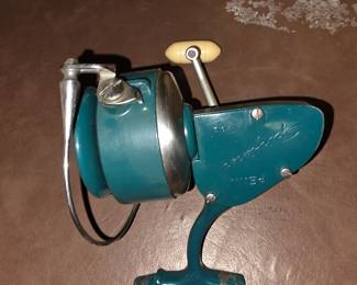 Vintage fishing reel(s)