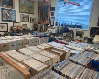 2025 Cranford, NJ Sale: Toys, Comic Books, Antiques, Artwork and so Much more