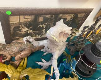 2025 Cranford, NJ Sale: Toys, Comic Books, Antiques, Artwork and so Much more