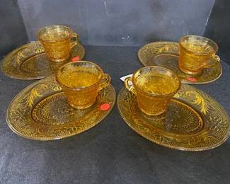 8 pc. Tiara Snack Set 