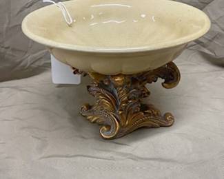 Pedestal Bowl w/Gold Base