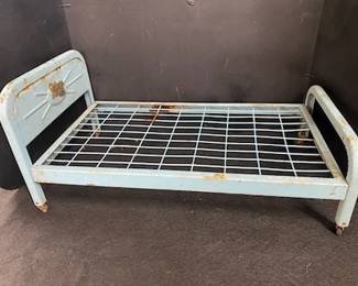 Amsco Doll Bed (Metal ) 
