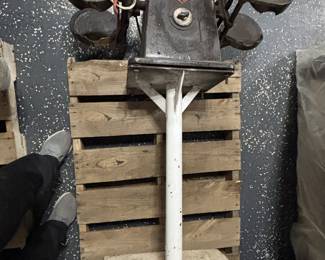 Vintage paint shaker