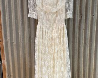 Handmade Ivory Lace Prairie or Wedding Dress – 80s, Size M (Unbranded)
