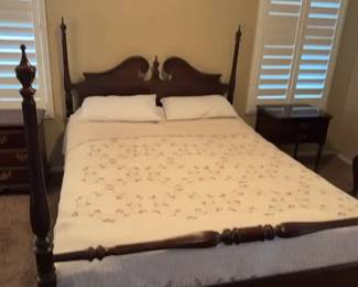 Four Post Bed With Two Nightstands