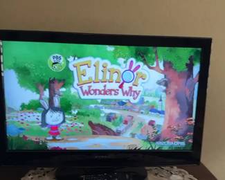 32 Inch Dynex Television With Remote