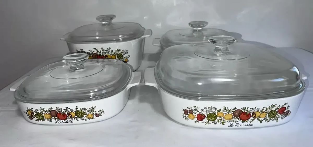 01 Vintage Corning Ware Spice of Life Casserole Dishes with Lids