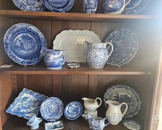 Eastlake Display Hutch Detail