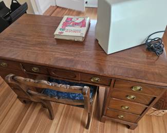 Multi Drawer Desk