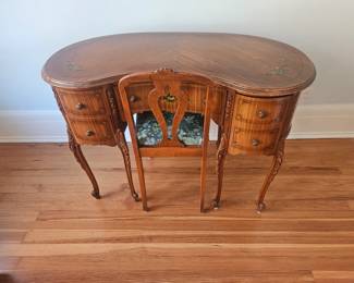 Vintage Petite Desk & Chair