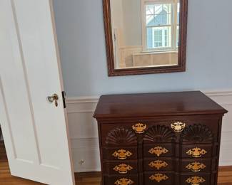 Queen Anne locking Chest of Drawers