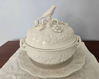 Mottahedeh Creamware Musee des Arts Decoratifs