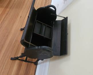 Sewing Basket Footed