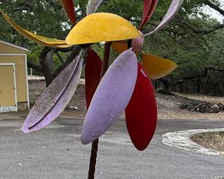 Big metal whirly thingy