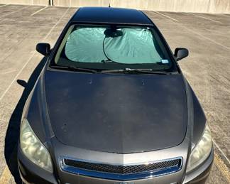 Paint on hood is a little dull (hasn't been waxed in a long time!)