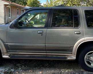 Ford Explorer