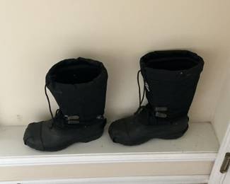 Winter boots